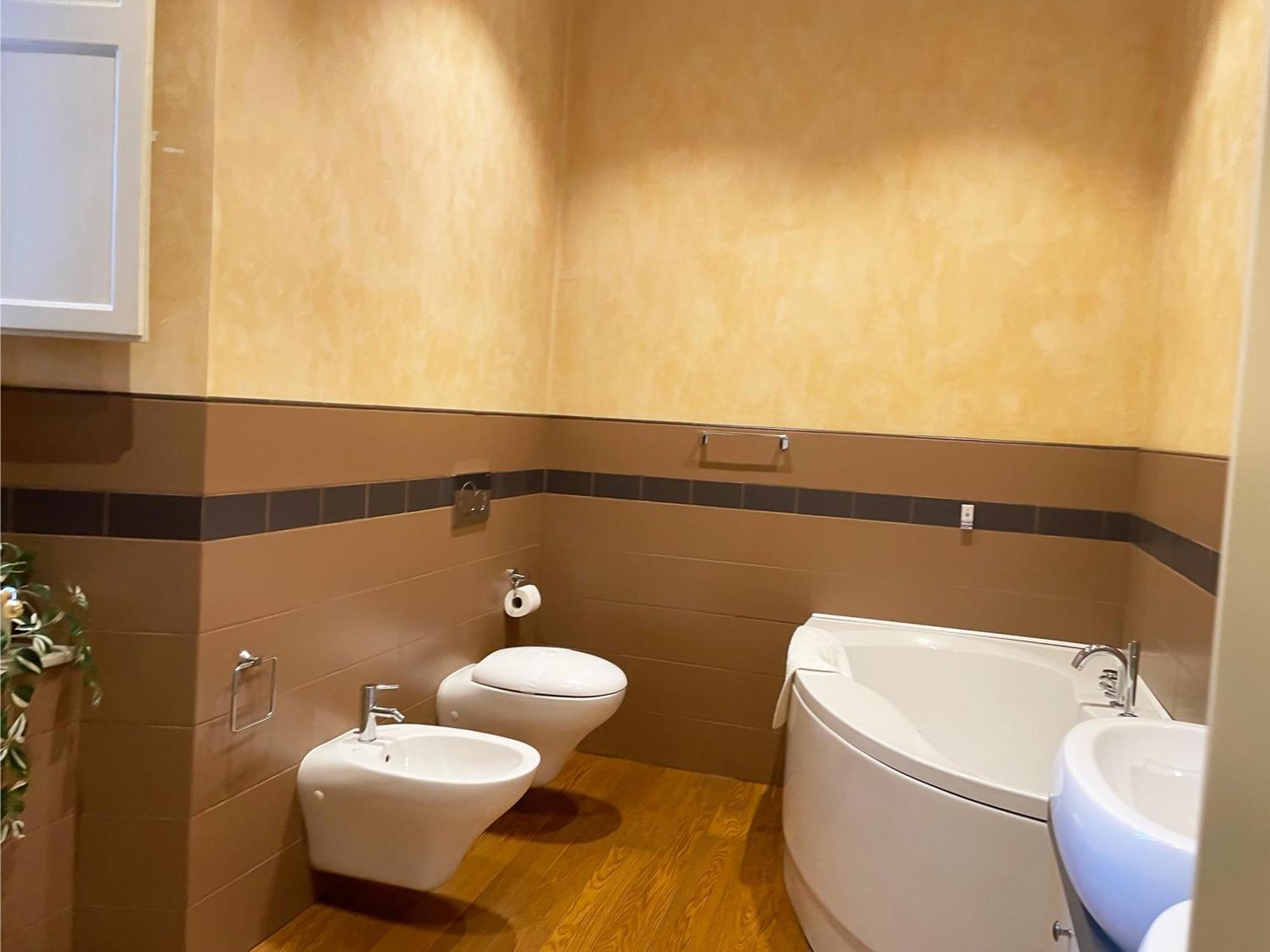 Serena Apartment ลุคคา ภายนอก รูปภาพ